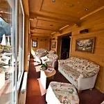 Alpin Panoramahotel Laerchenhof 4* Heiligenblut