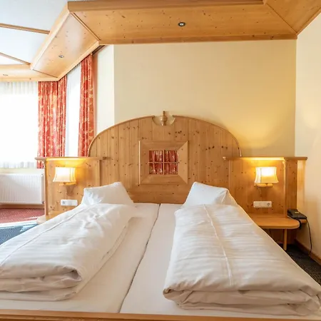 Alpin Panoramahotel Laerchenhof