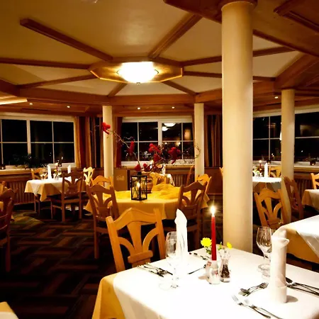 Alpin Panoramahotel Laerchenhof 4* Heiligenblut