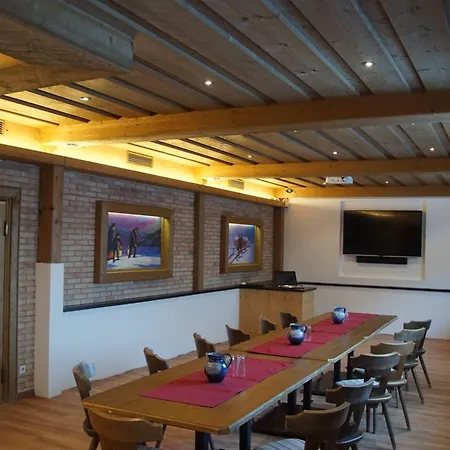 Alpin Panoramahotel Laerchenhof 酒店