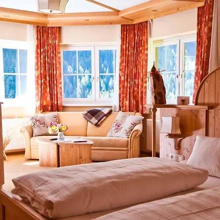 Panoramahotel Larchenhof Heiligenblut