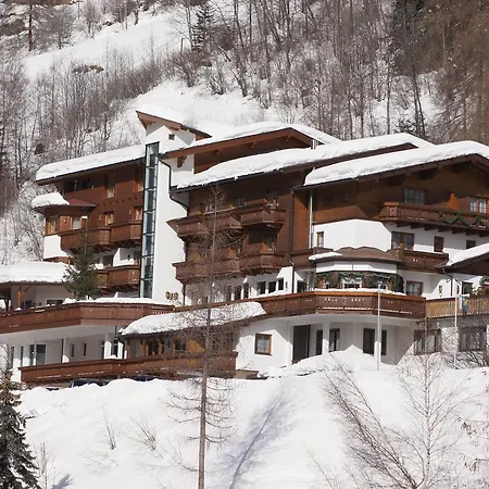 酒店 Alpin Panoramahotel Laerchenhof 4*