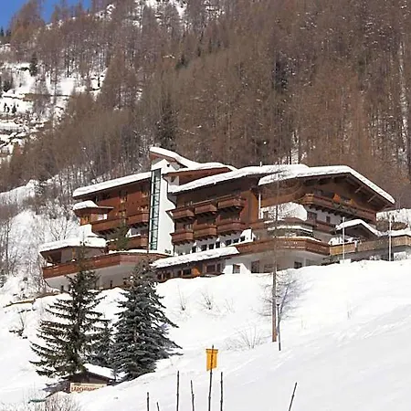 Alpin Panoramahotel Laerchenhof 4*