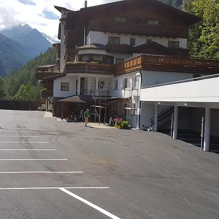 Panoramahotel Larchenhof 4* Heiligenblut