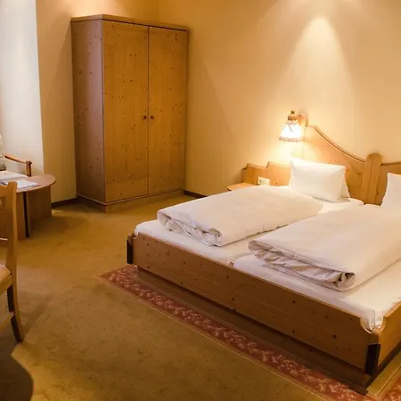 호텔 Alpin Panoramahotel Laerchenhof 하일리겐불루트