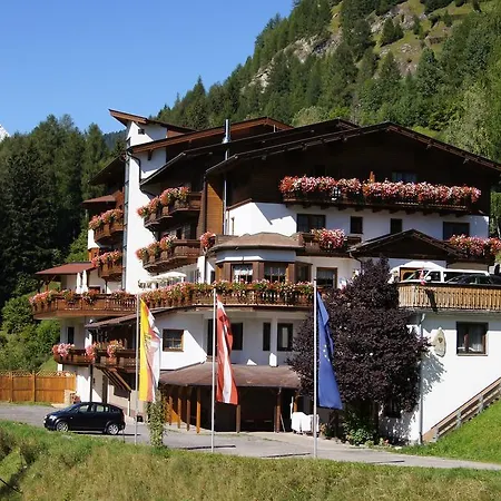 Alpin Panoramahotel Laerchenhof 4* 하일리겐불루트
