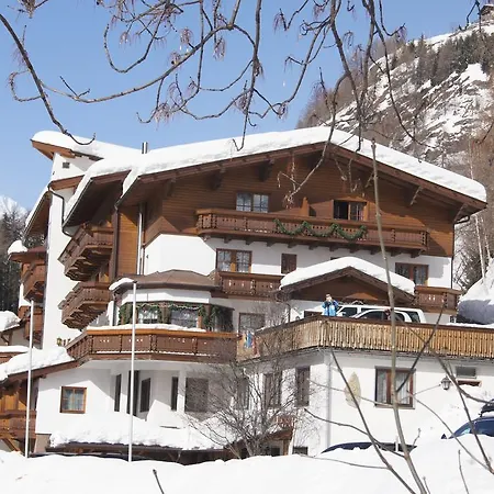 Alpin Panoramahotel Laerchenhof 4*