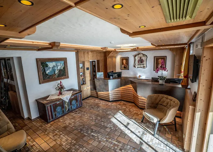 Alpin Panoramahotel Laerchenhof Hotel 4*