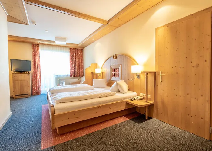 Alpin Panoramahotel Laerchenhof