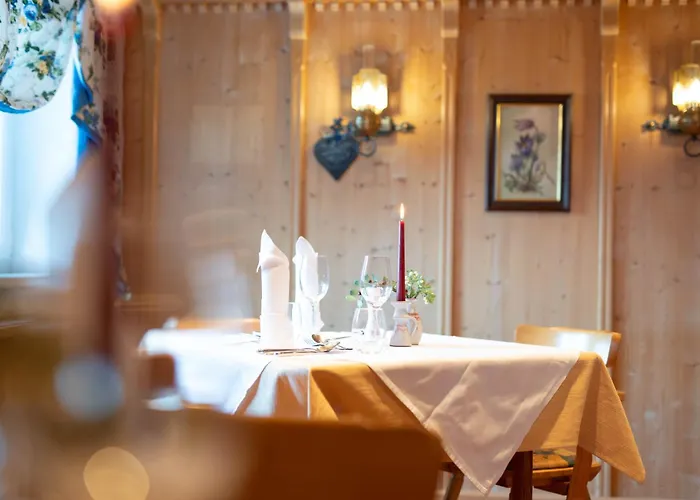 Alpin Panoramahotel Laerchenhof Hotel 4*