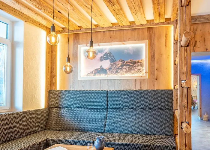 Alpin Panoramahotel Laerchenhof Hotel Heiligenblut