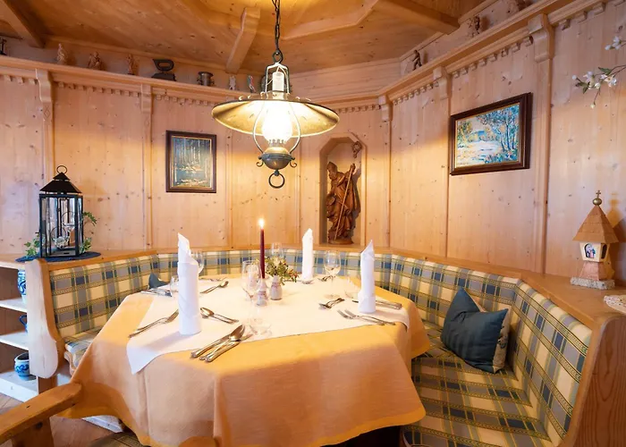 Hotel Panoramahotel Larchenhof 4*