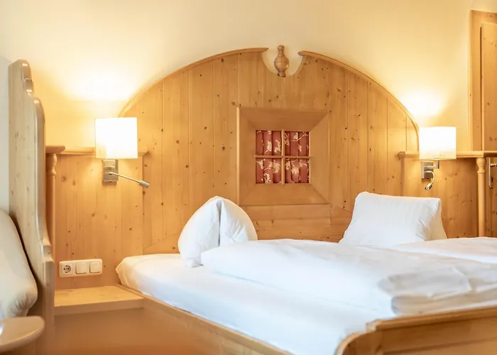 Alpin Panoramahotel Laerchenhof Hotel