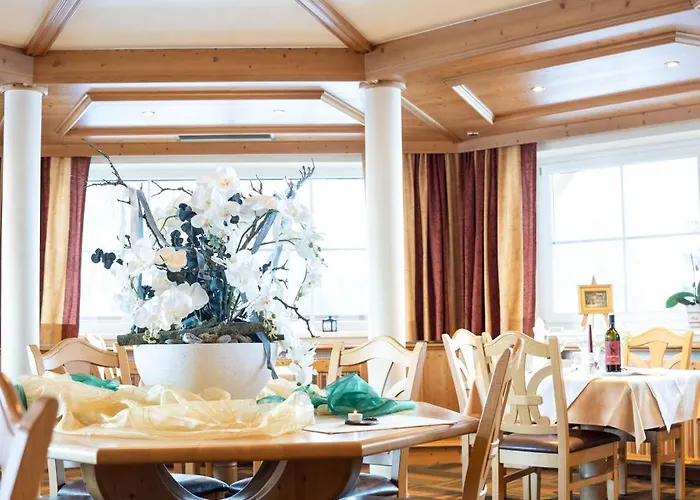 Hotel Alpin Panoramahotel Laerchenhof