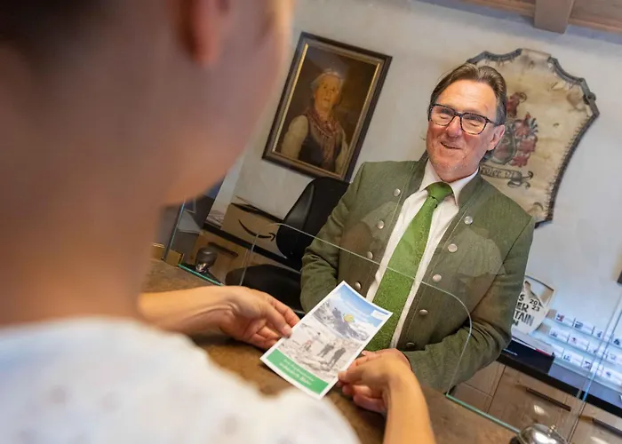 Alpin Panoramahotel Laerchenhof 4*