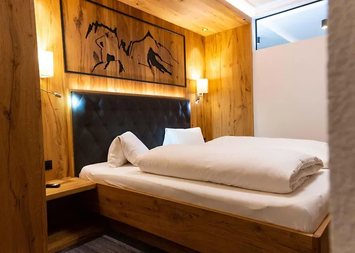 Alpin Panoramahotel Laerchenhof Hotel 4*