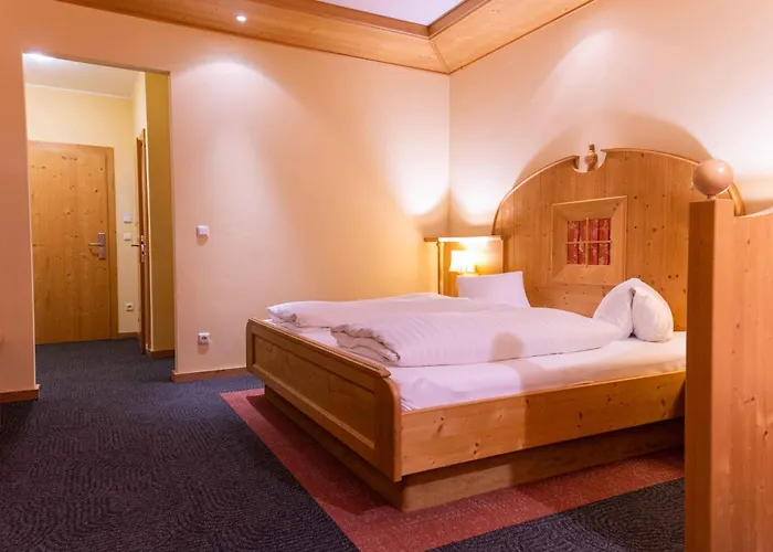 Alpin Panoramahotel Laerchenhof Hotel Heiligenblut