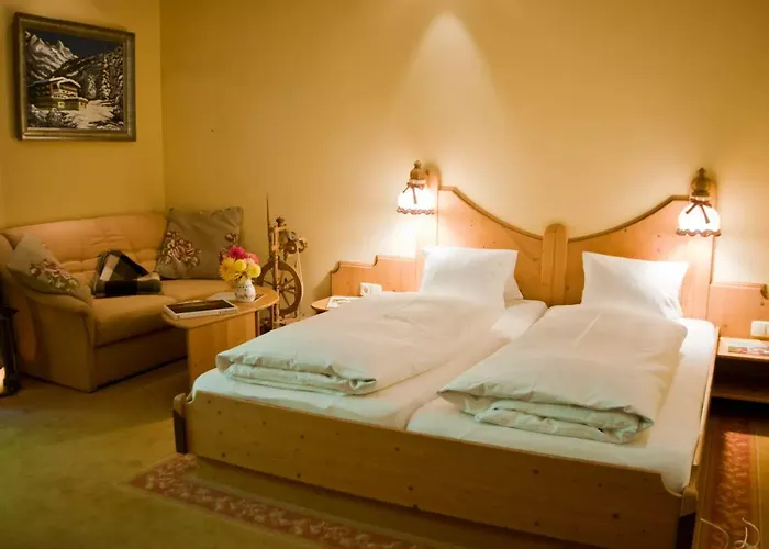 Alpin Panoramahotel Laerchenhof 4*