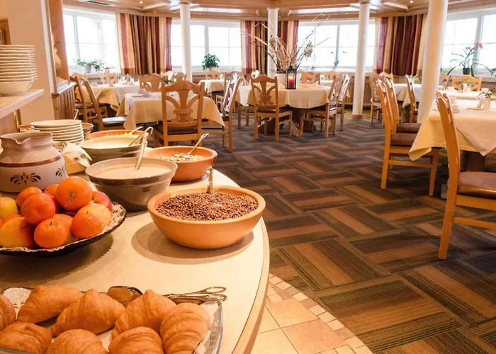 Hotel Alpin Panoramahotel Laerchenhof 4*