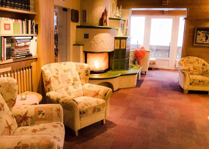 Alpin Panoramahotel Laerchenhof 4*